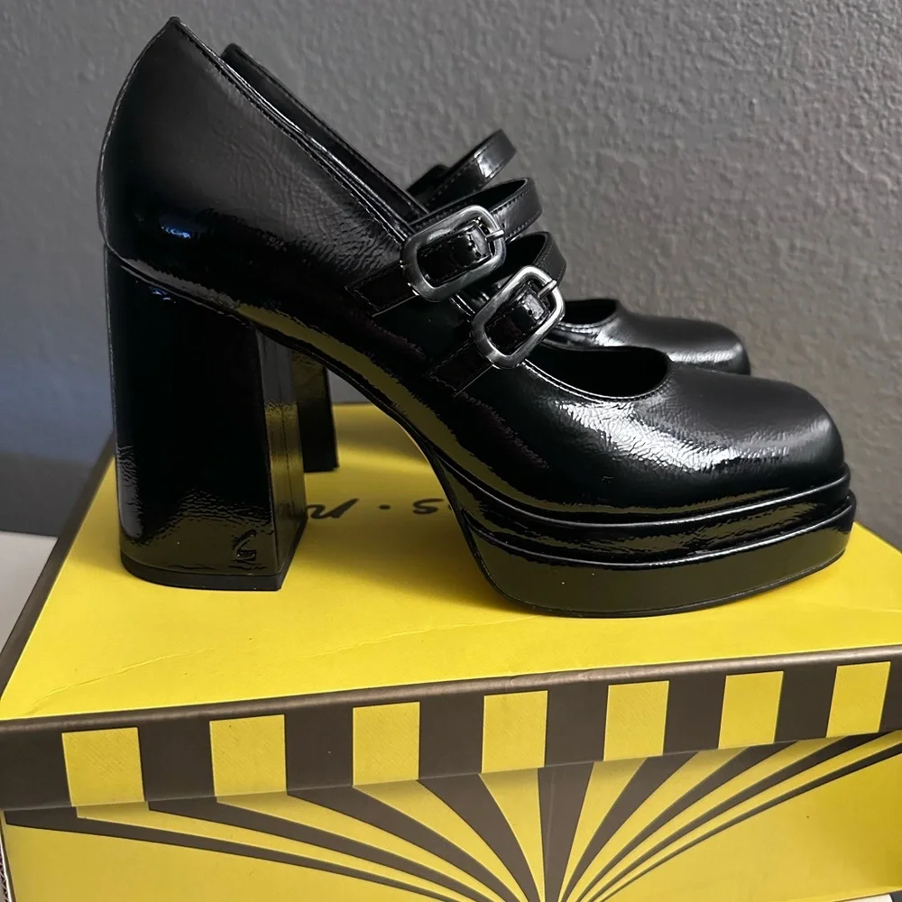 Circus by Sam Edelman Black Patent Double-Strap Platform Mary Janes